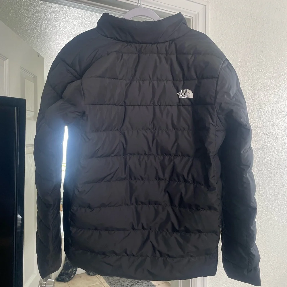The North Face Men’s Black Puffer Jacket Size LARGE